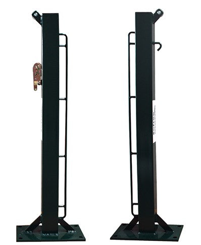 Zestaw 2 stałych kwadratowych słupków tenisowych 80x80 mm z przykręcaną podstawą, wielokolorowy