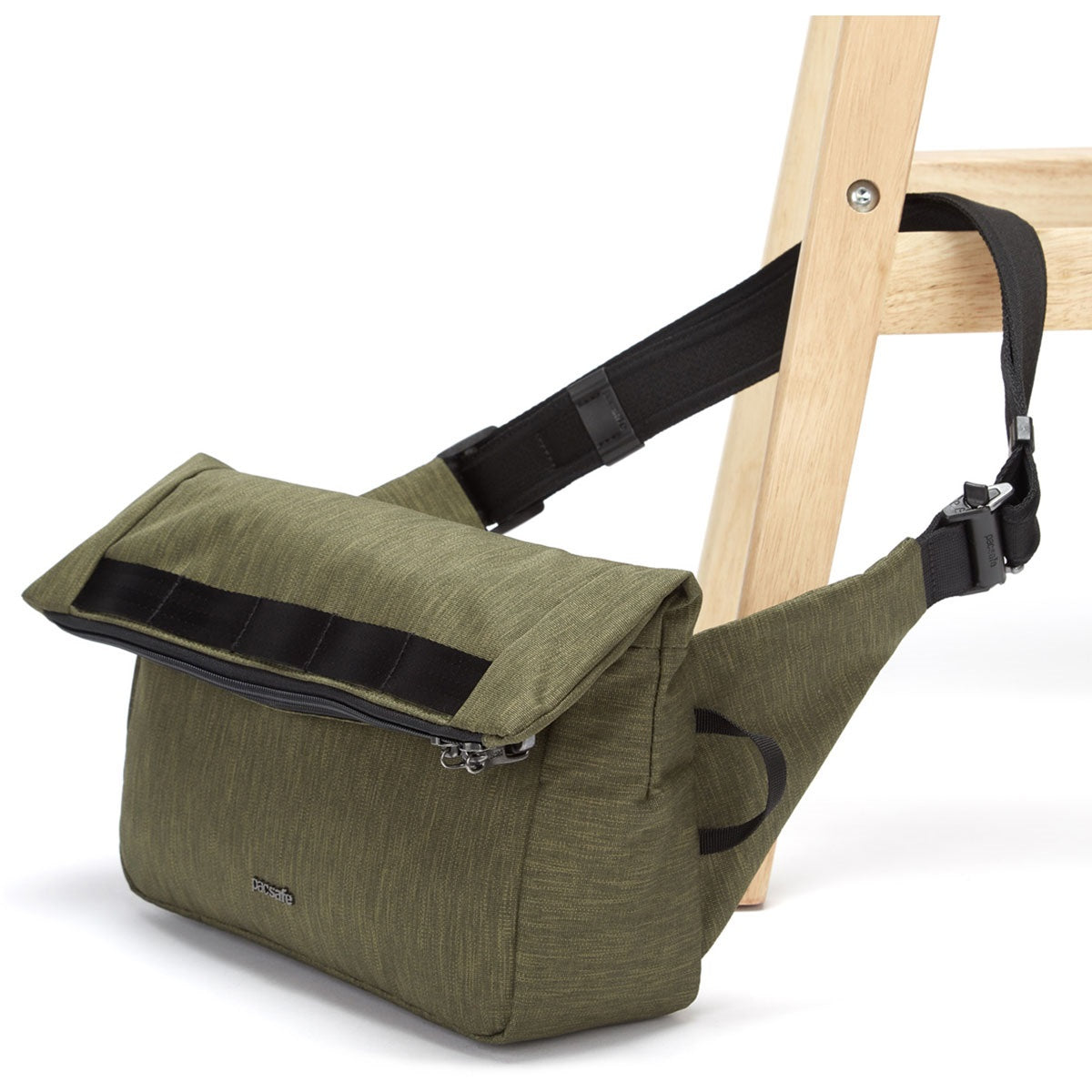 Pacsafe Metrosafe X Sling Pack Utility