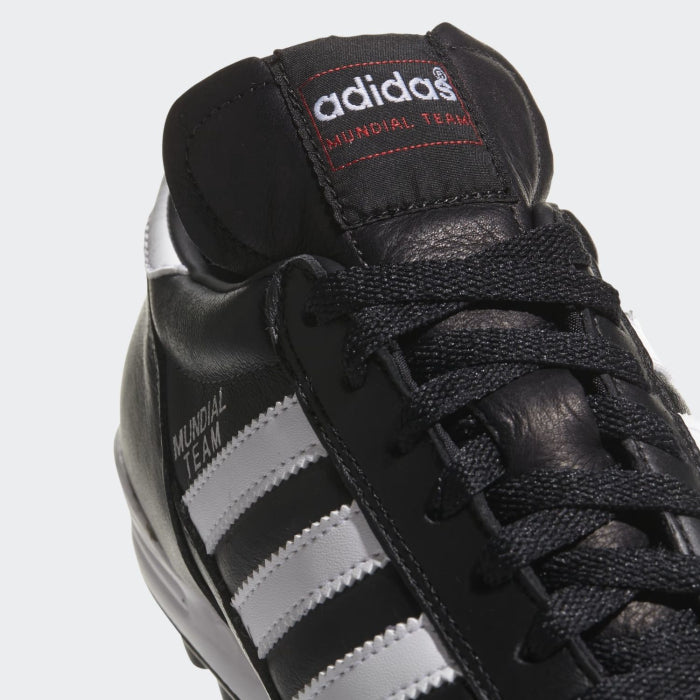 Kopačky Adidas z umelej trávy