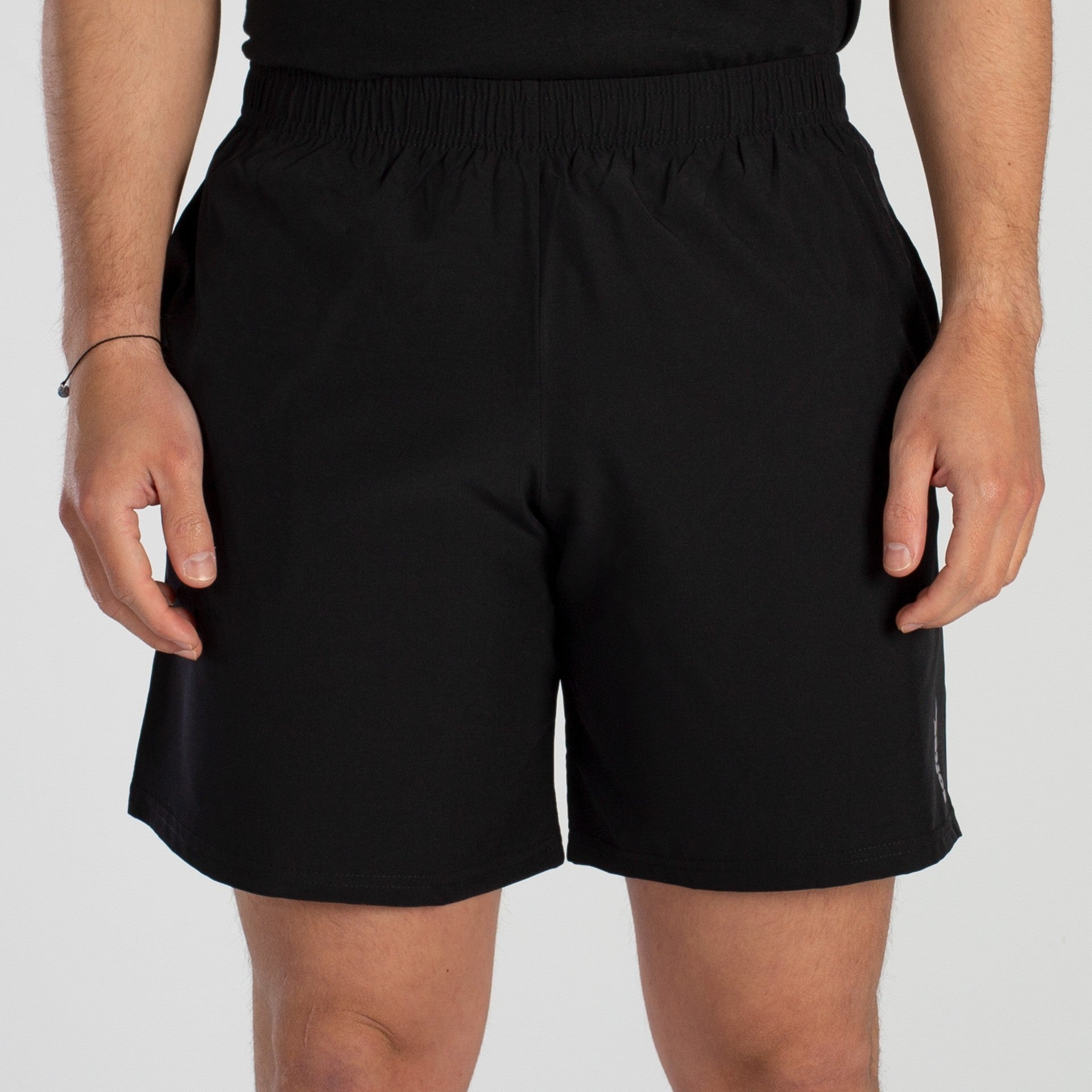 Enebe Revolution Short Negro