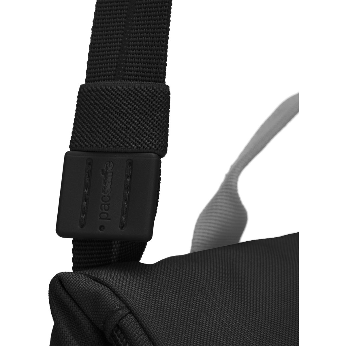 Pacsafe Go Saddle Crossbody Jet Black