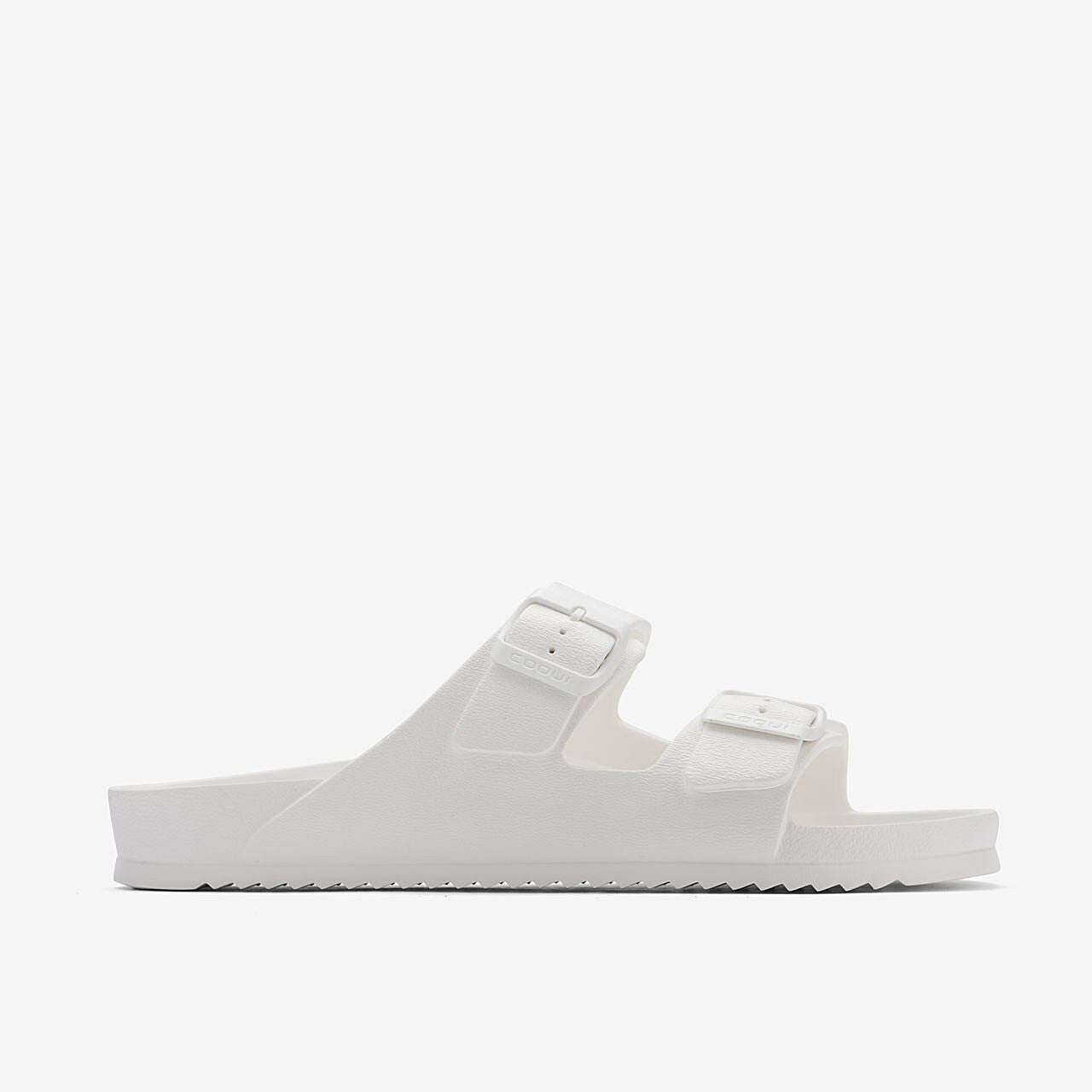 Dame Slides Coqui