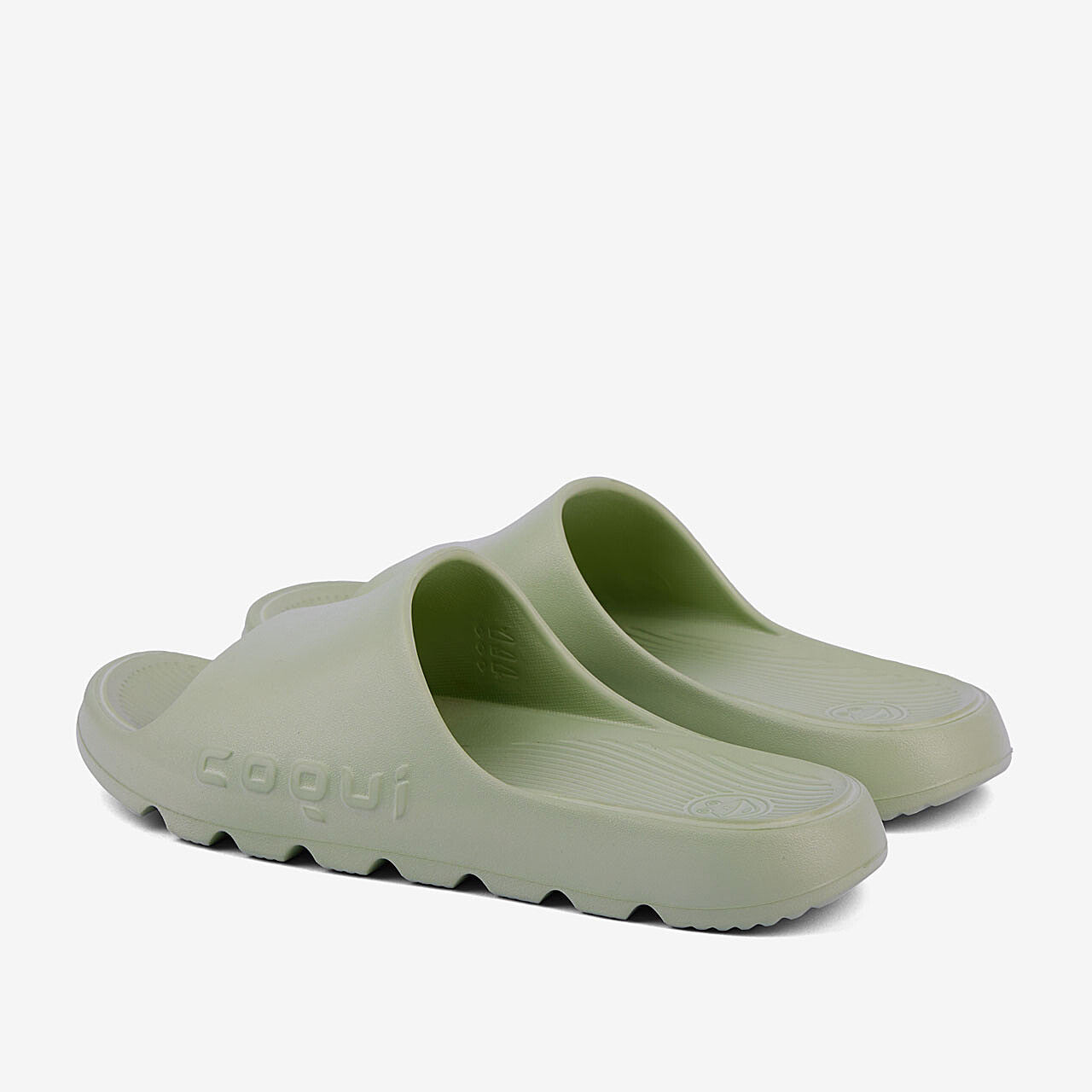 Dame Slides Coqui
