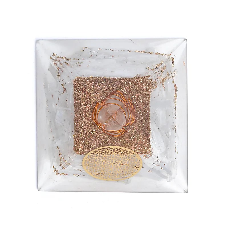 Orgonite Pyramid Selenite Flower Of Life - 7x7x6 Cm