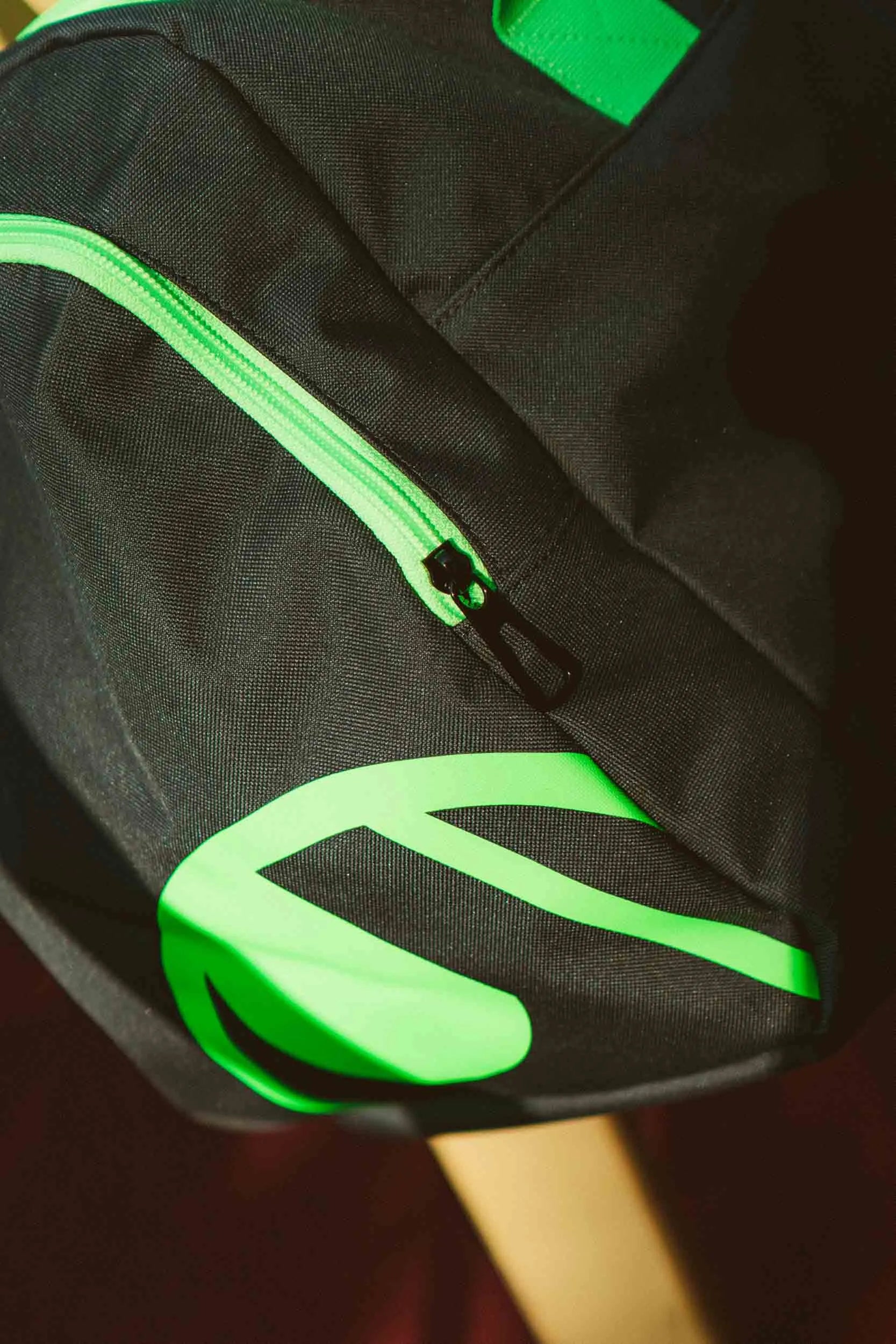 Taška uhlsport essential 2.0 športová taška 50l zelená