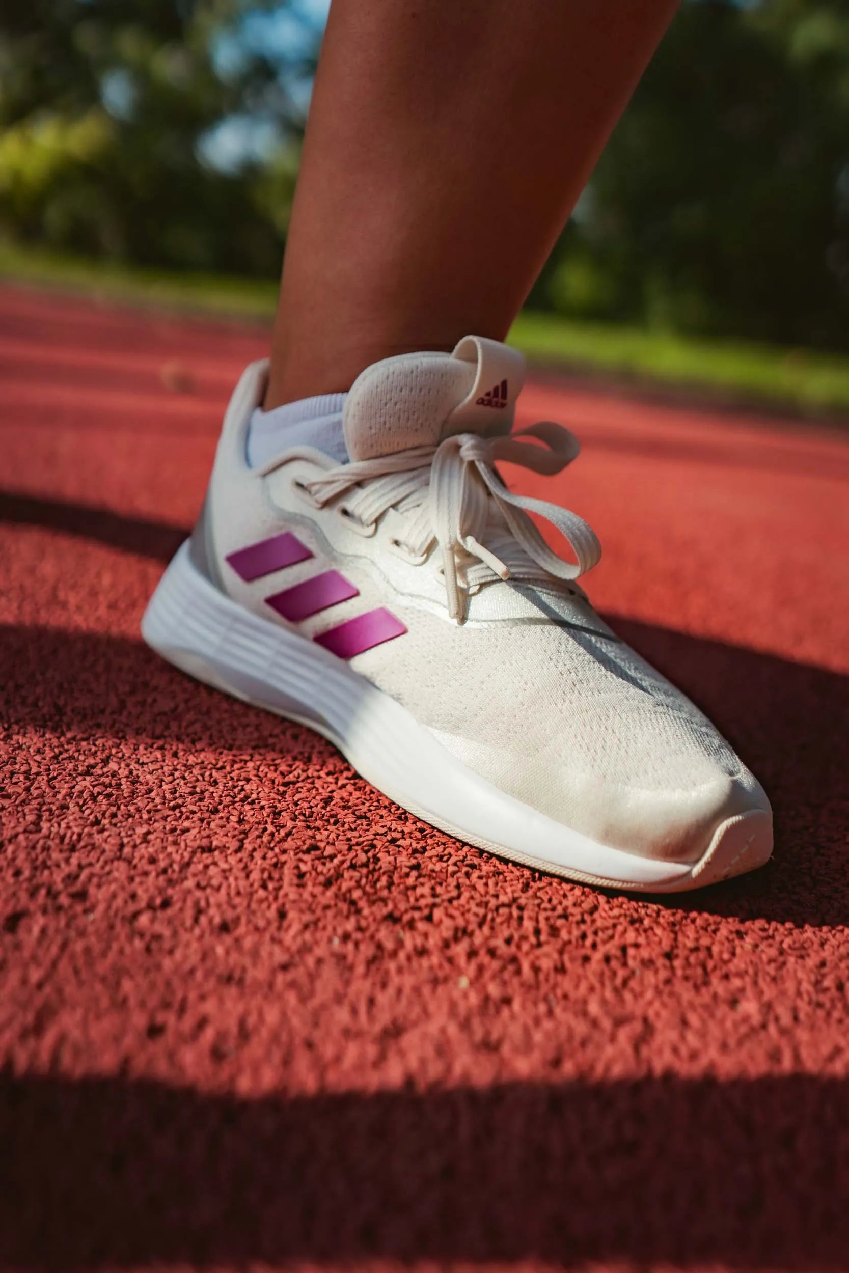 Dámske bežecké topánky adidas qt racer sport chalk white 38