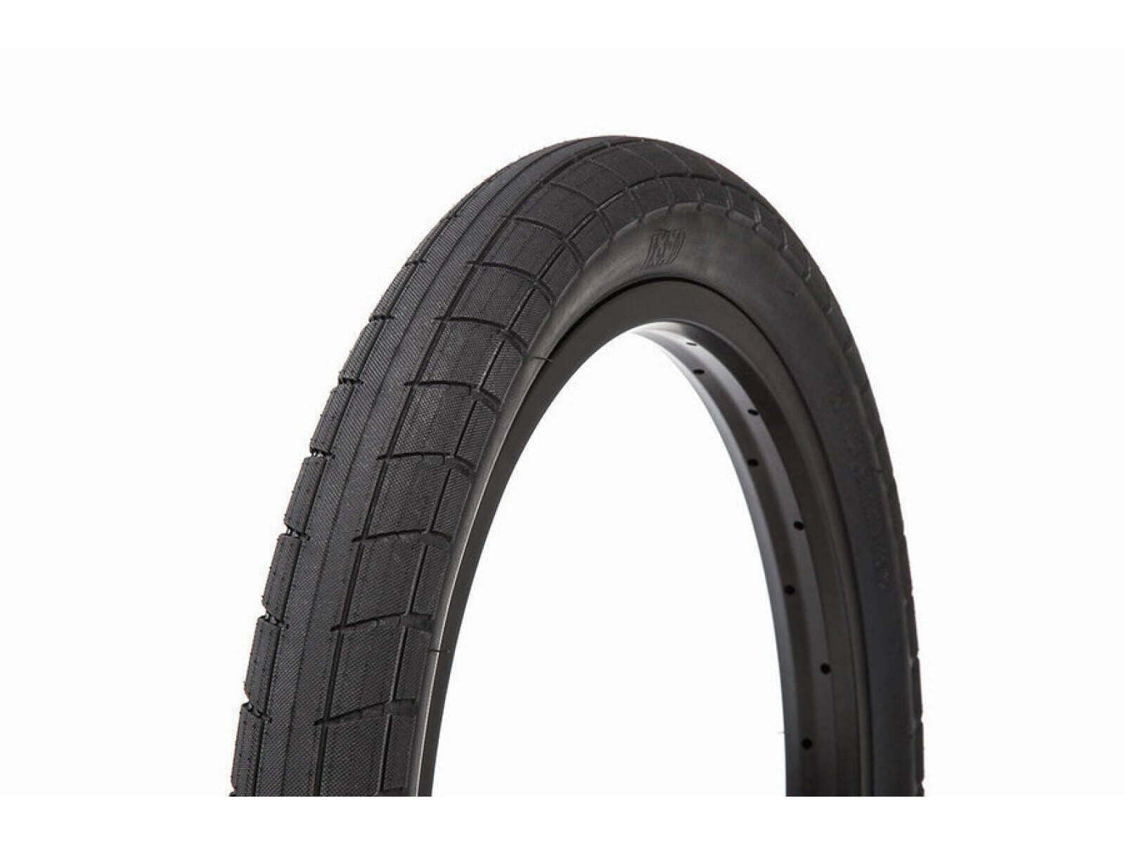 Bsd Donnasqueak Tire