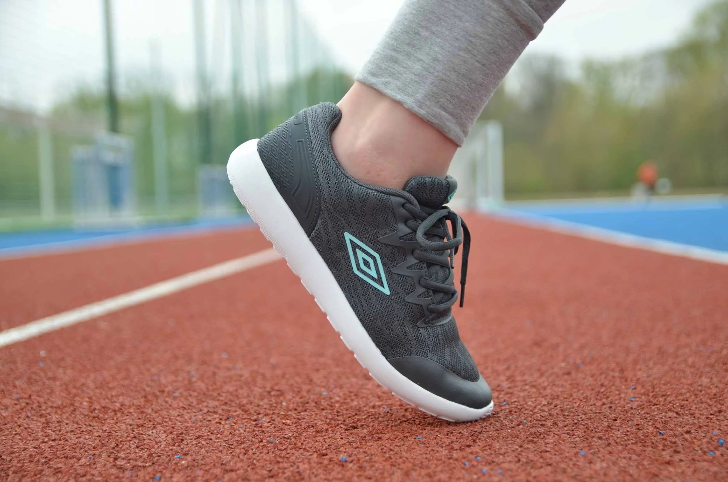 Women's sports shoes umbro thyone 2 grey - 37