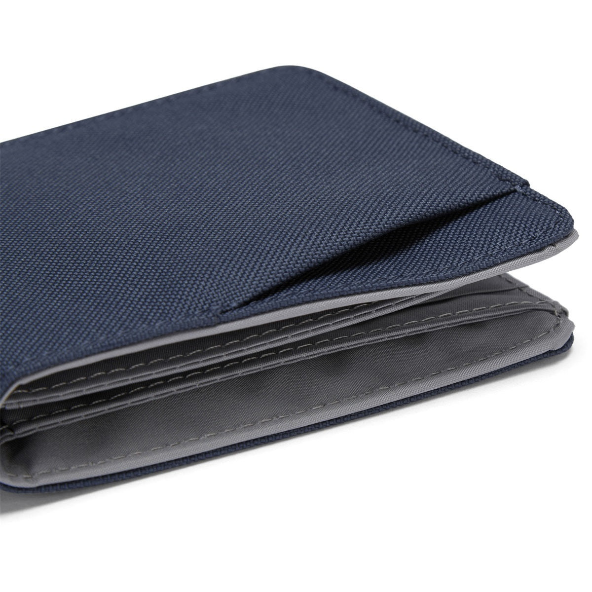 Pacsafe Rfidsafe Bifold Wallet Coastal Blue