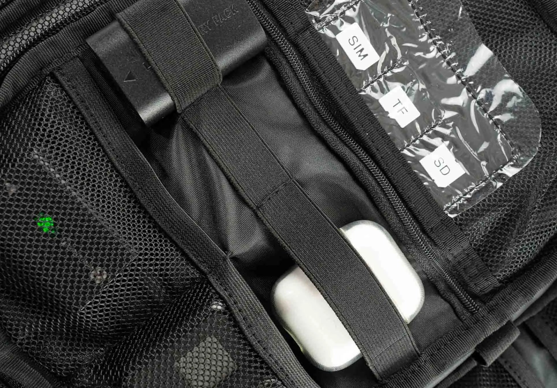 Organizér Travison Electronics Tmavě šedý