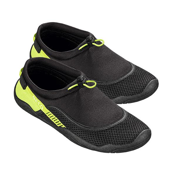 Beco Beach Water Shoes | Black/green