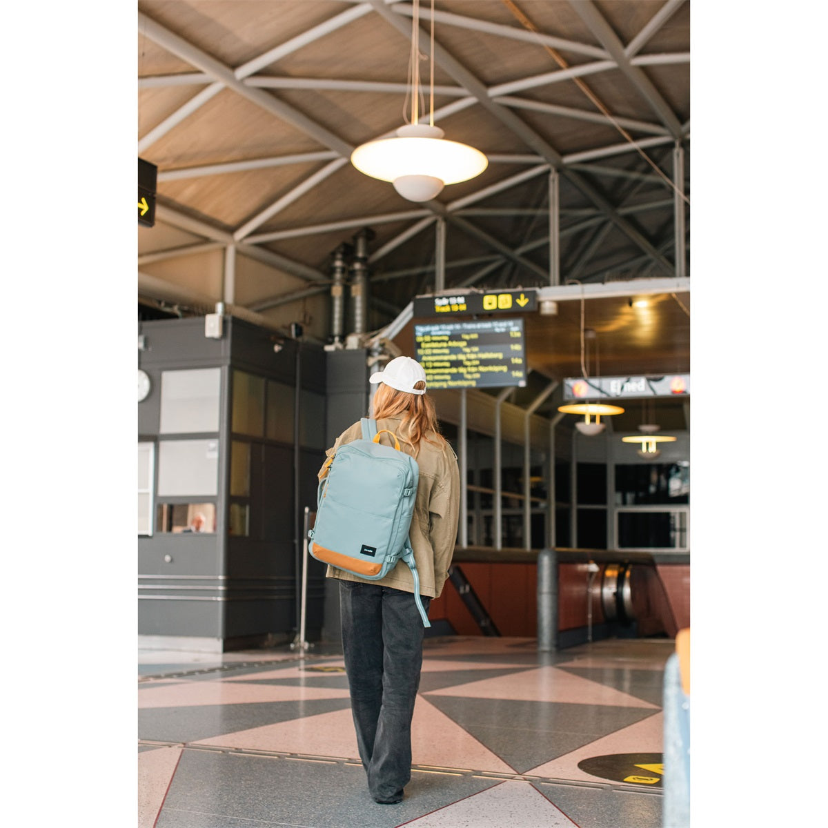 Pacsafe Go Carry-on Backpack 34 L Fresh Mint