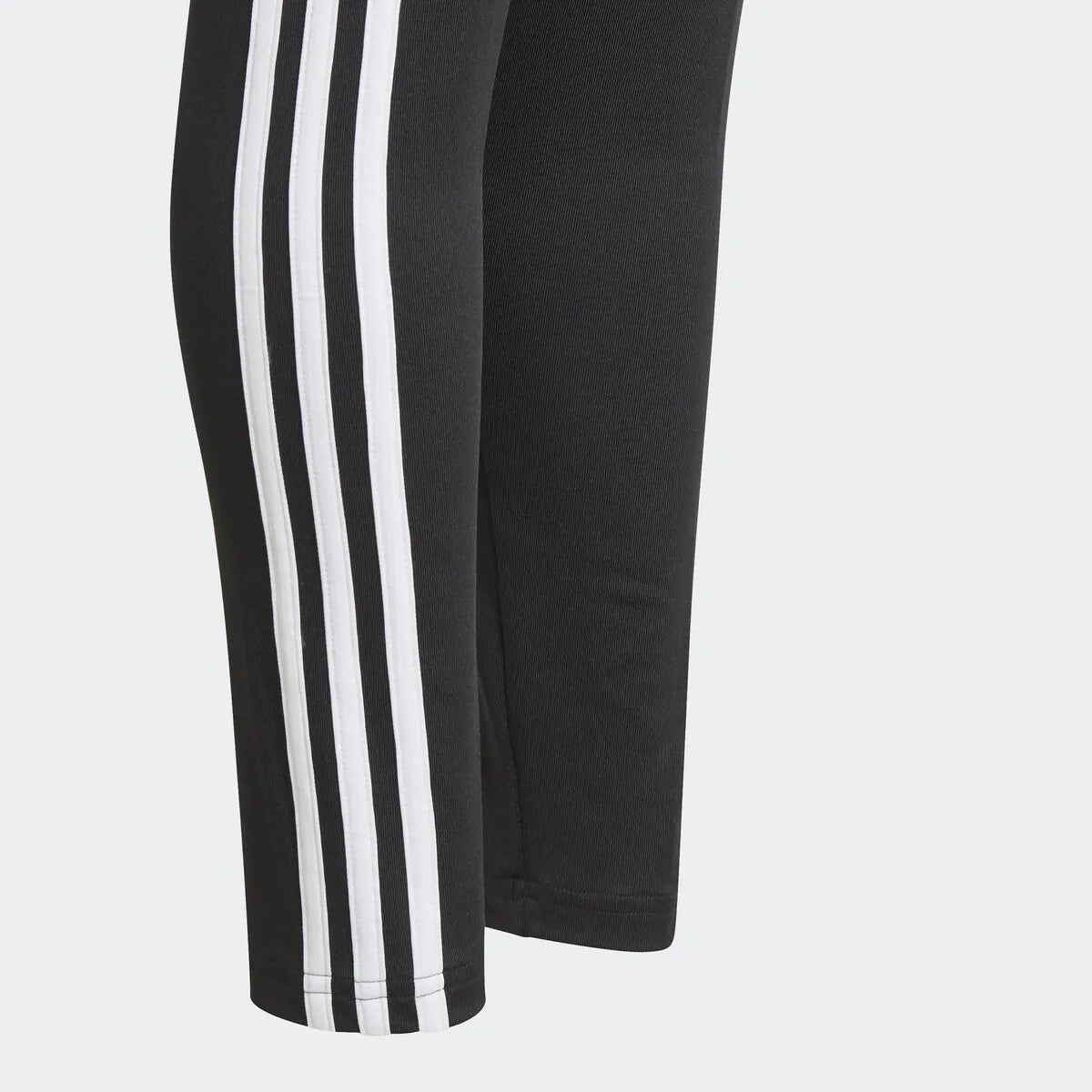 Luiteoga leanaí adidas jr deartha 2 bhogadh 3 stríoc legging dubh 164