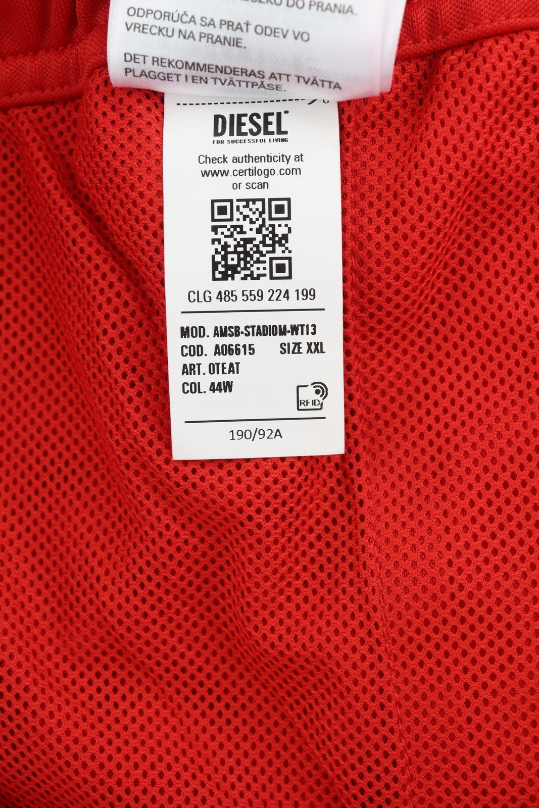 Diesel Amsb-stadiom-wt13 Pánske šortky 2xl červené 55dsl Track Elastic Logo