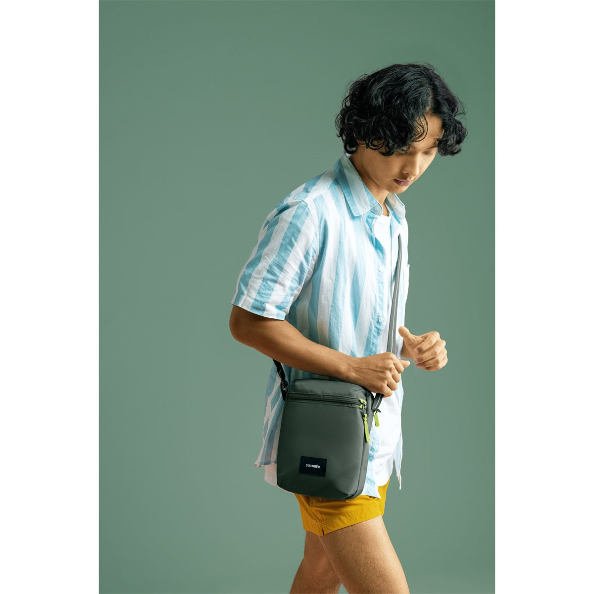 Pacsafe Go Festival Crossbody Spruce Green