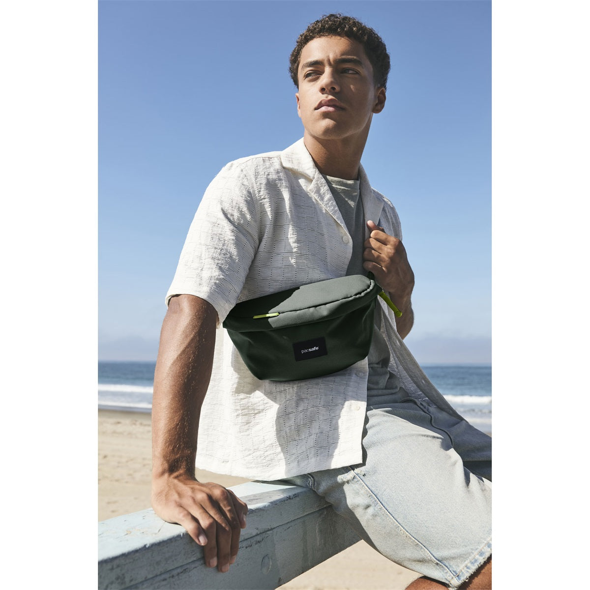 Pacsafe Go Sling Pack Spruce Green