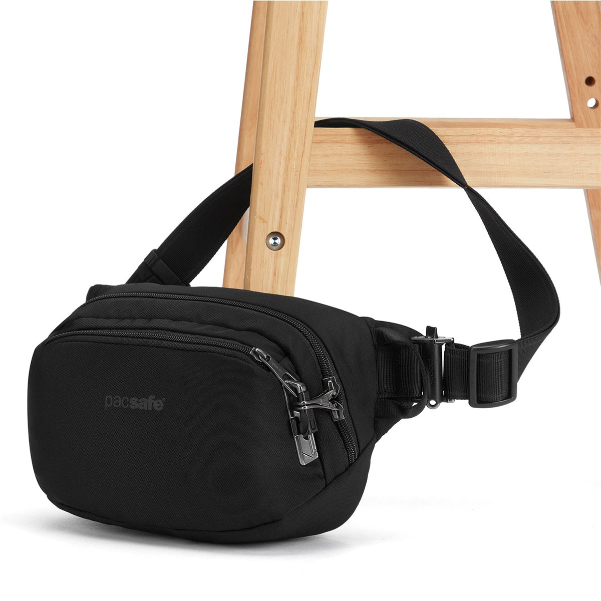 Pacsafe V Hip Pack Jet Black