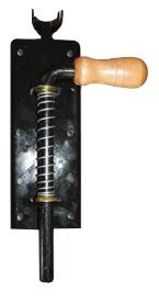 Pružinový zámek Černá dřevěná rukojeť 500 mm