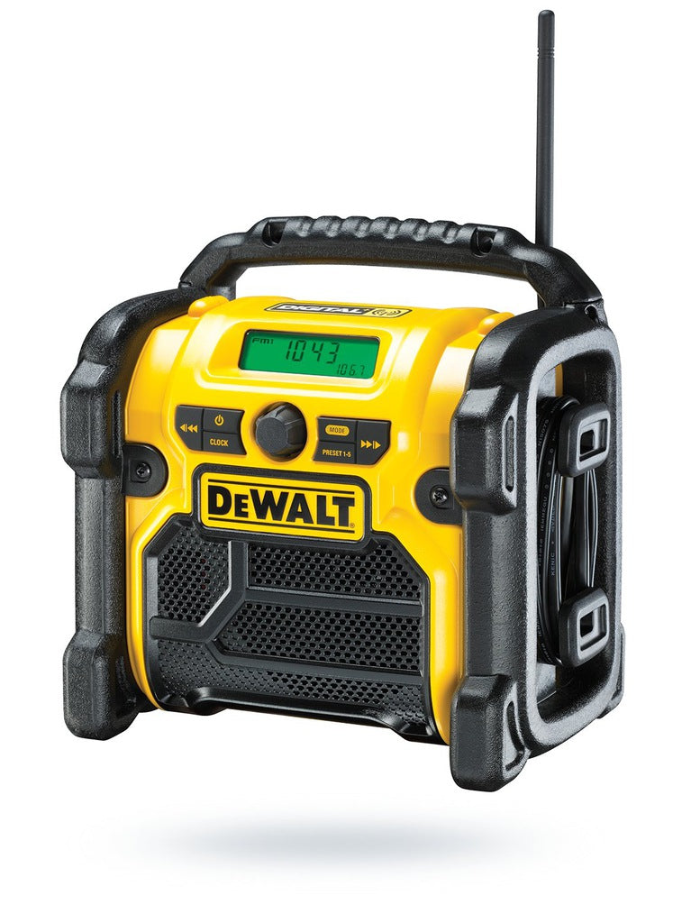 Radio pentru constructii Xr Li-ion Fm/am 18v
