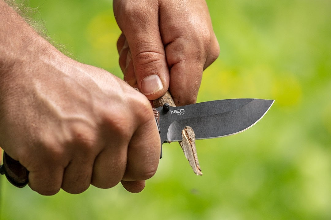 Survival fällkniv 22cm 6in1