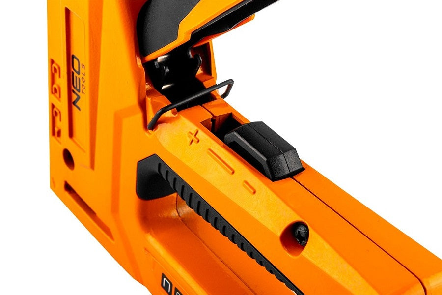 Cucitrice per tappezzeria 4 in 1 in alluminio da 6-14 mm