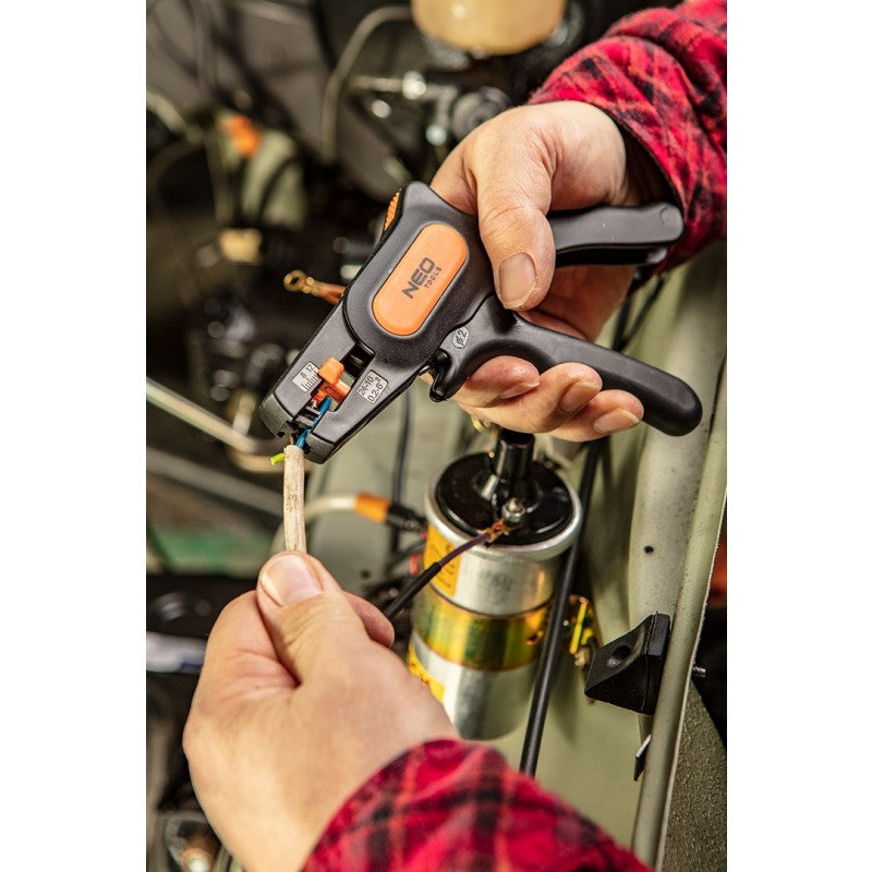 Automatický odstraňovač drôtov od 0,5 mm do 6 mm2