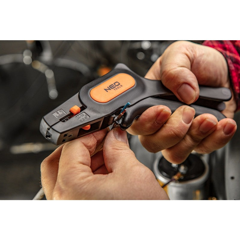 Automatický odstraňovač drôtov od 0,5 mm do 6 mm2