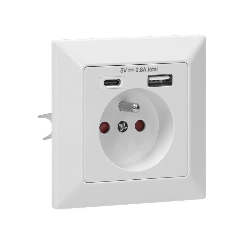 Prise unique 2p+z Sortie USB-a + USB-c