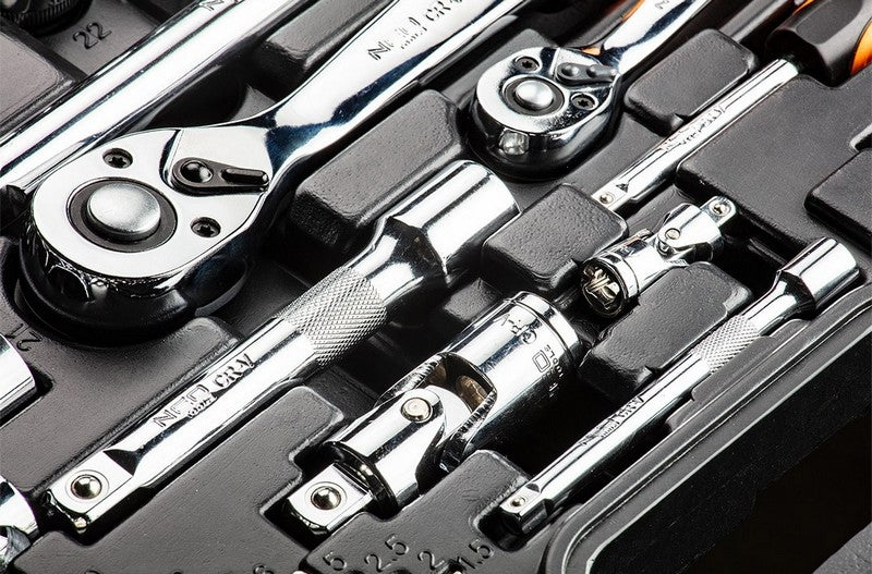 Set Chiavi a Bussola 1/4'' 1/2'' 77 Parti Crv