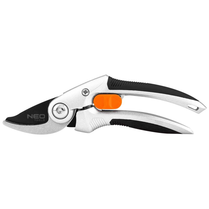 Aluminum By-pass Pruning Shear 210 Mm Range Up To 20 Mm