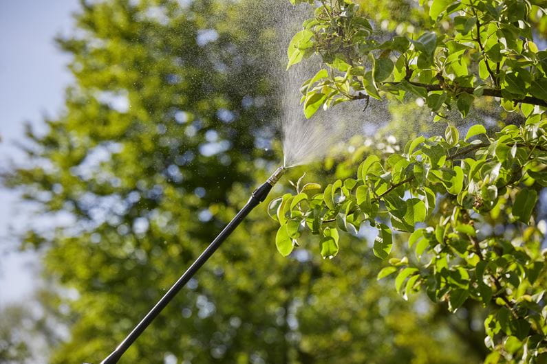 Plusz nyomású permetező 12l