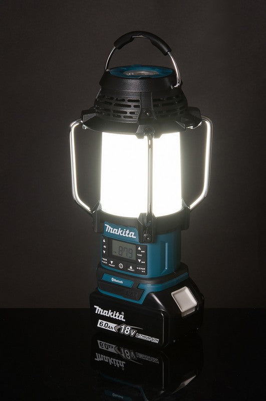 Radio Receiver With Lamp And Flashlight 18v Fm Bluetooth Usb