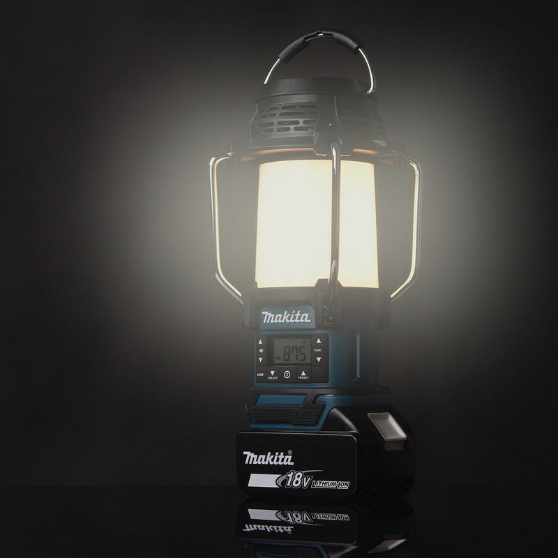 Radio Receiver With Flashlight 18v Am/fm