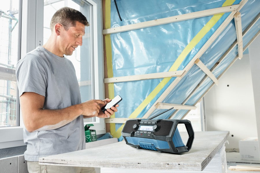 Baterie Radio Gpb 18v-2 C Fm Bluetooth 0*ah