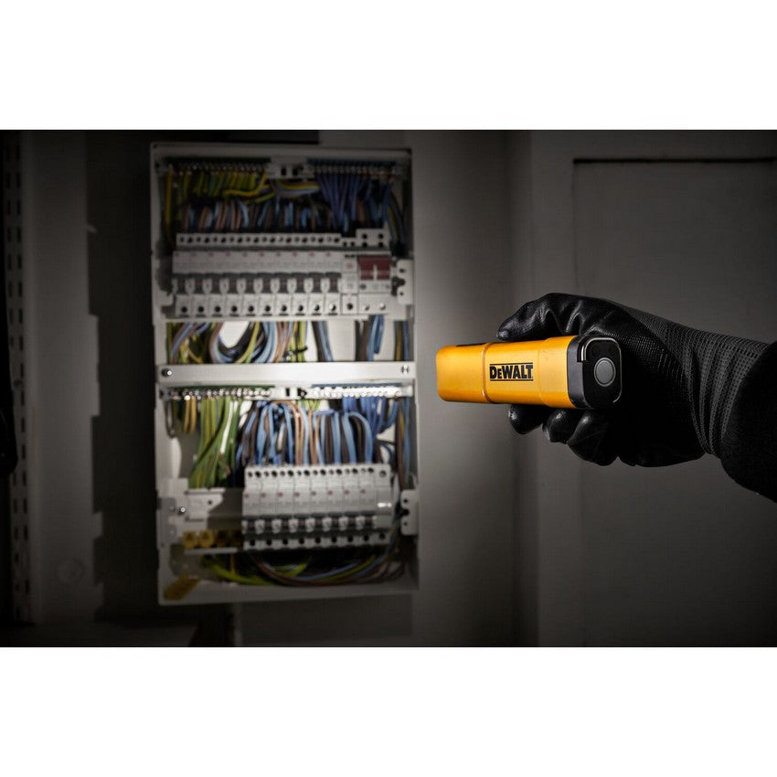 Lanterna Led 3 Modos 200-400-1200lm Usb-c