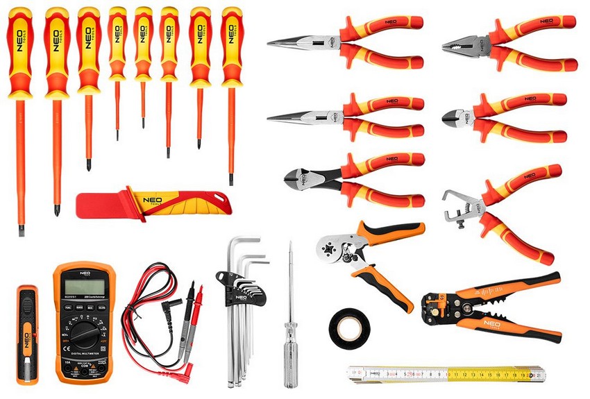 Electrician's Backpack 31 Pieces