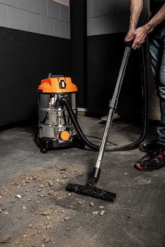 Vysávač 1400w 30l