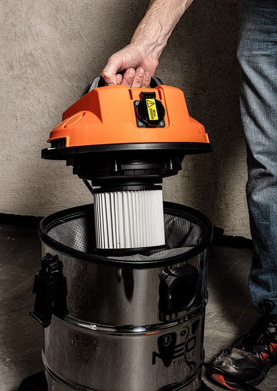 Vysávač 1400w 30l