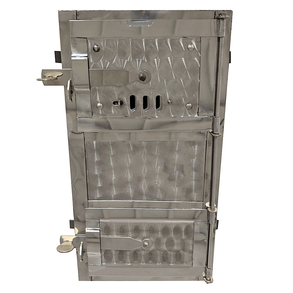 Ante della cucina in acciaio inox