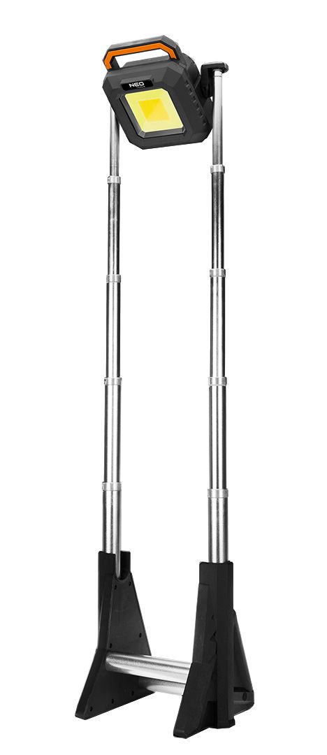 Teleskopický reflektor 3000lm