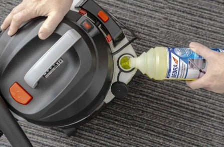 Vysavač 1400w 15l