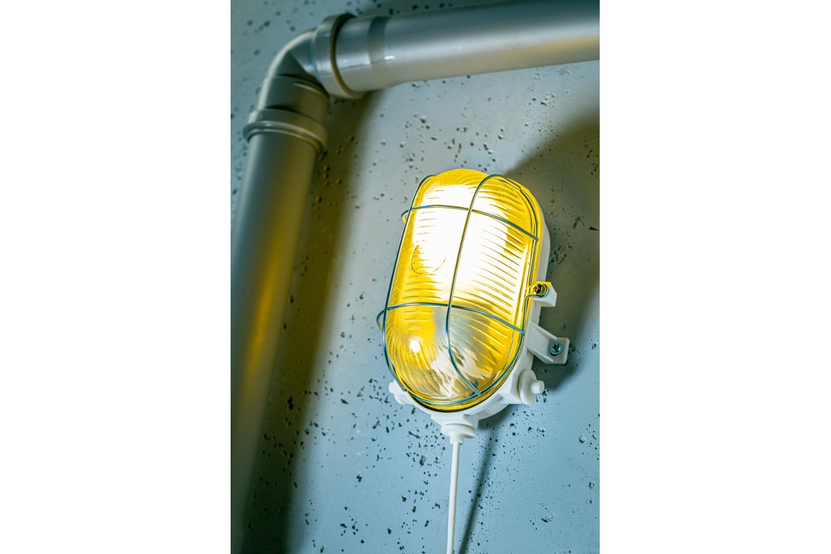 Candeeiro Sanguesa Kam E27 Ip44 40w Grelha Branca