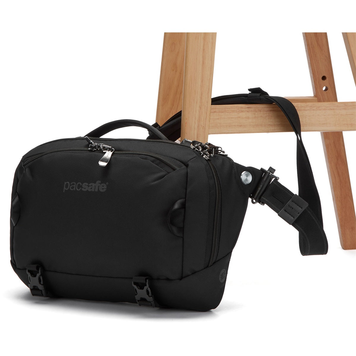Pacsafe Exp 12 Sling Black