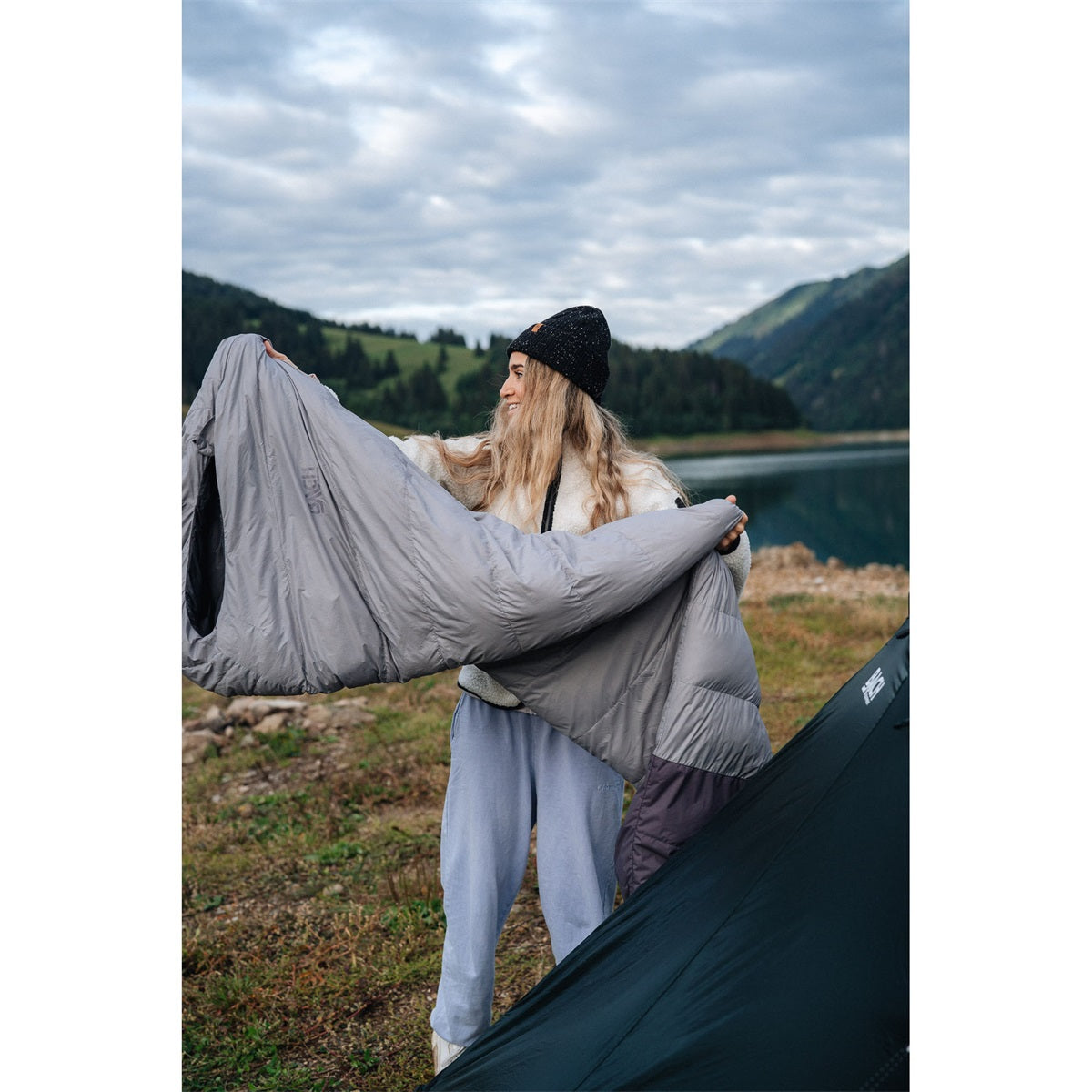Спален чувал Bach Recover Down -5° Amber Brown Shorts