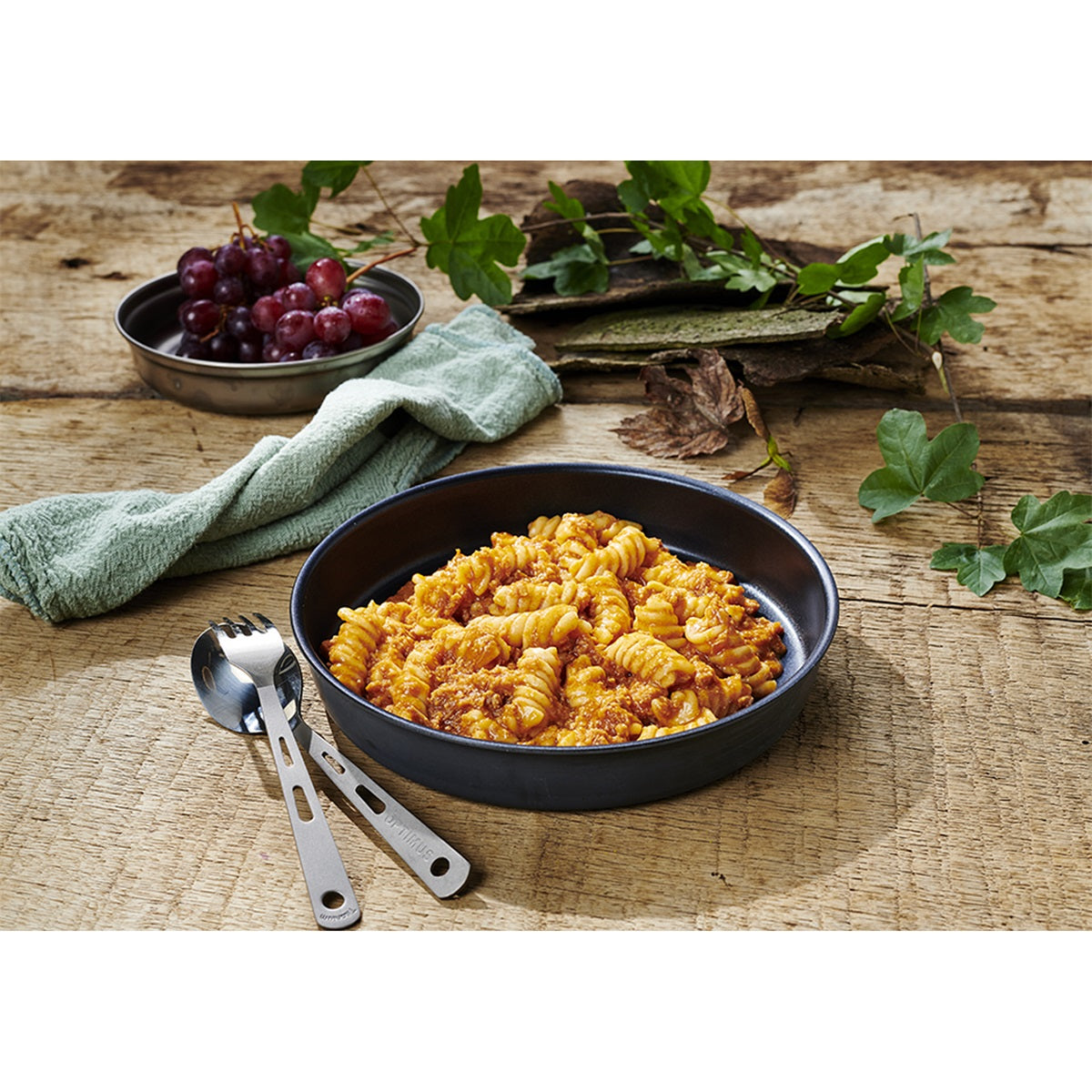Trek'n Eat Kuřecí Těstoviny Bolognese se Sýrem-rte