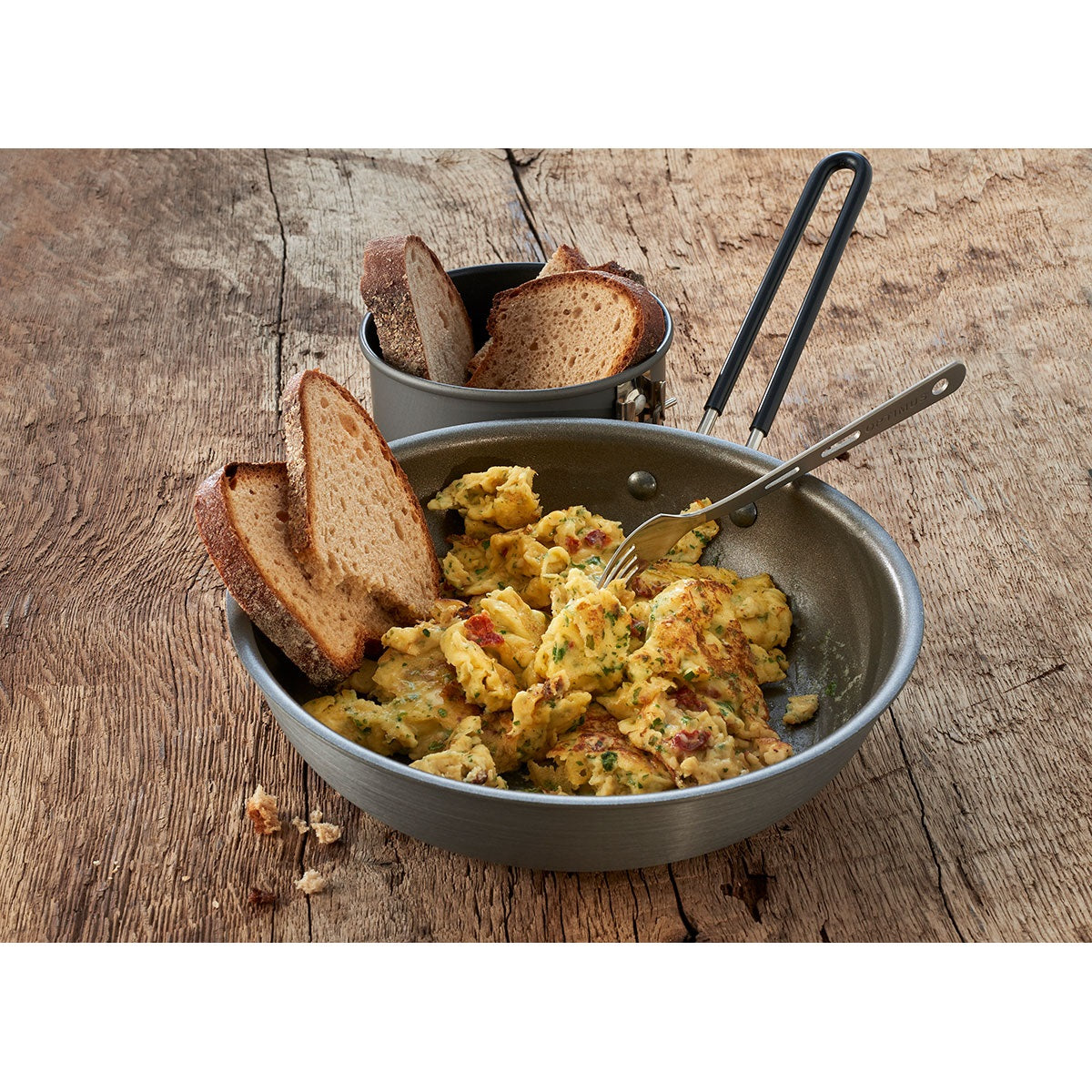 Trek'n Eat Scrambled Eggs With Onions
