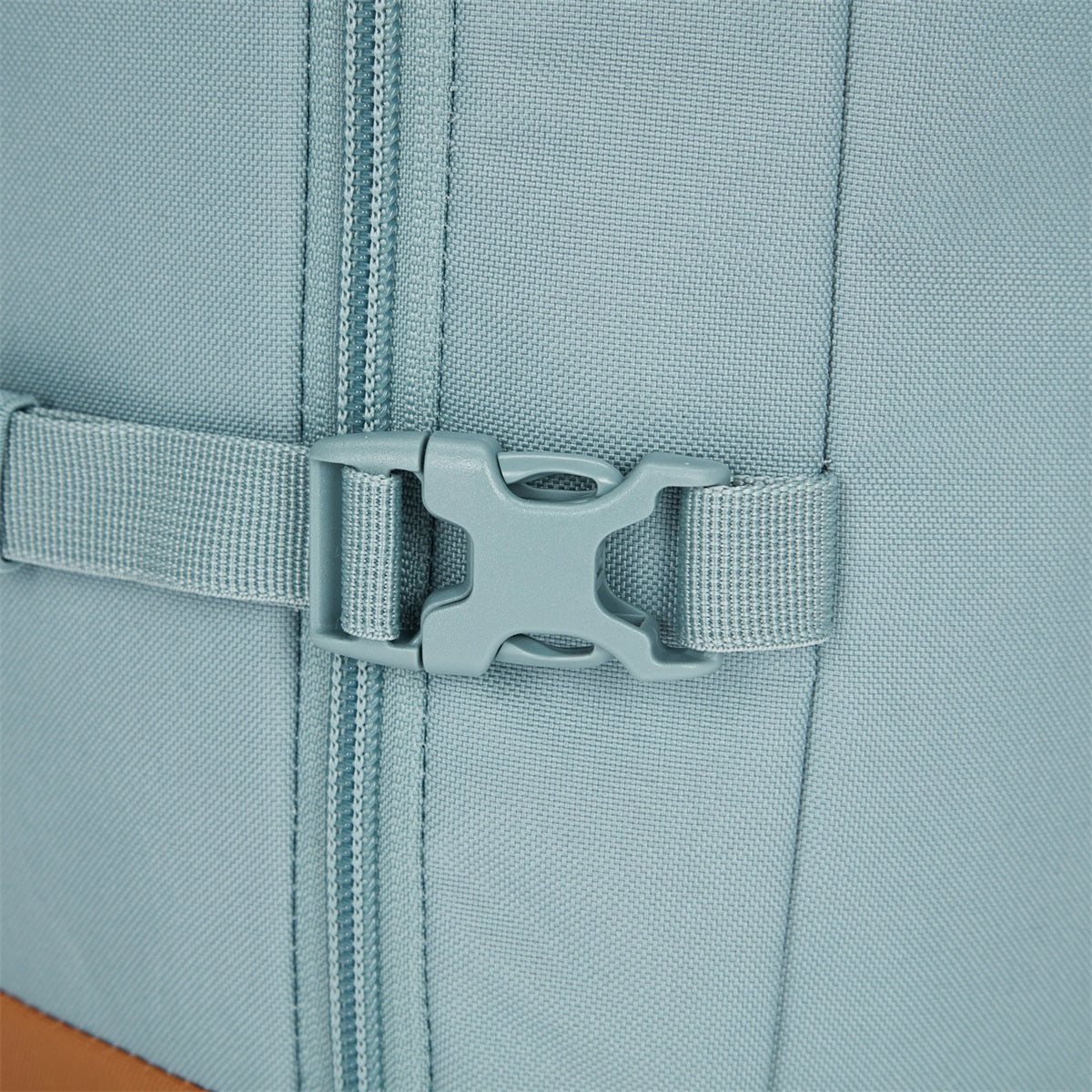 Pacsafe Go Carry-on Backpack 44 L Fresh Mint
