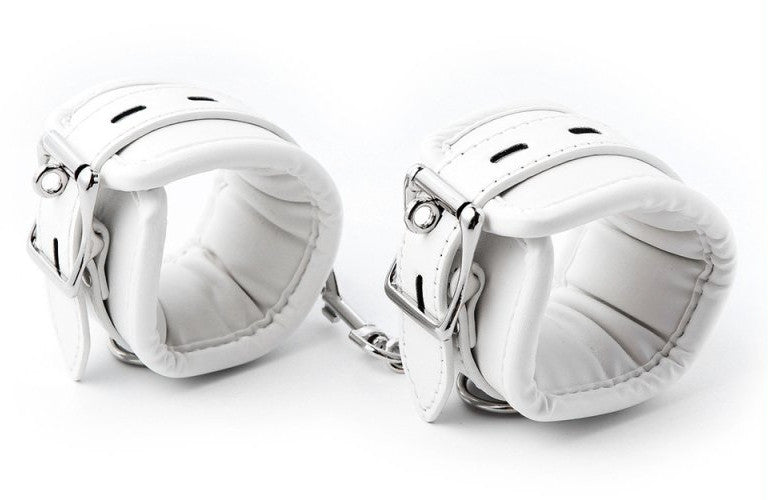 Cuff Bomb – White Wristband Set