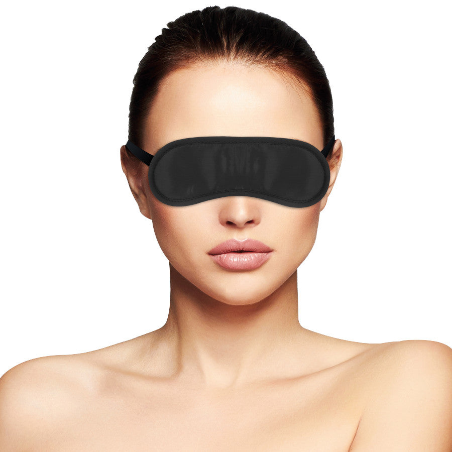 Darkness – Stylish Black Mask For Mystery
