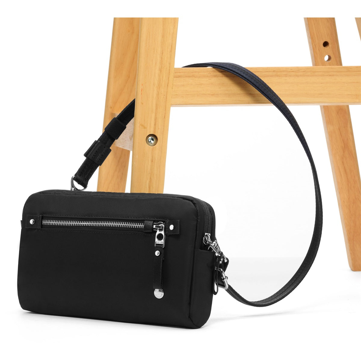 Pacsafe W 3-in1 Sling Crossbody Black